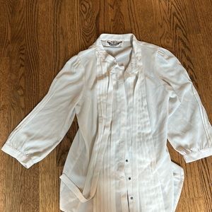 BB Dakota blouse for sale. Size small.